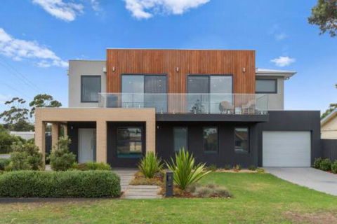 Capel Sound Beachside Luxury - Accommodation Gold Coast 2