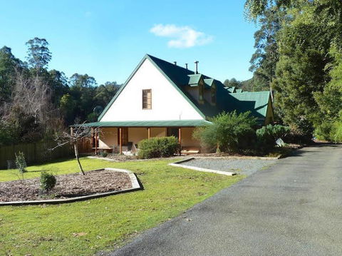 Elandil B & B - Accommodation Gold Coast 0
