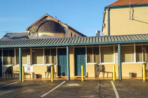 Windsor Motel - Gold Coast 4U 2