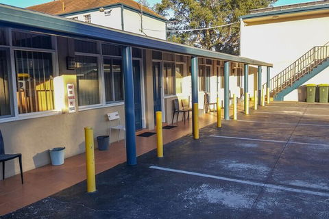 Windsor Motel - Gold Coast 4U 3