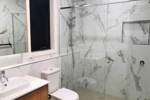 Luxury House Collection Six Beds - Accommodation Gold Coast 7