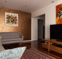 Bright  Spacious 2 Bedroom Apartment in Windsor - Accommodation Gold Coast