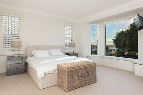 Vaucluse Manor H327 - 1 Gold Coast 5