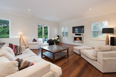 Vaucluse Manor H327 - 1 Gold Coast 2