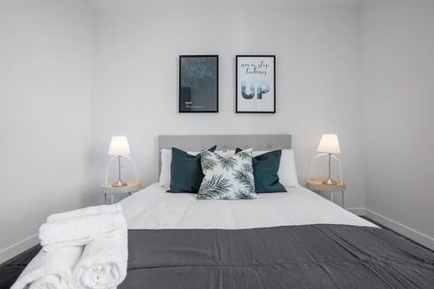 Elegant Apartment At Parkville - Accommodation Gold Coast 4