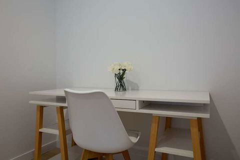 Elegant Apartment At Parkville - Accommodation Gold Coast 6
