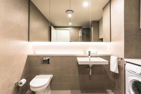 Highrise Apartment At Olympic Park - Gold Coast 4U 7