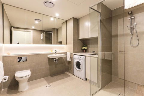 Highrise Apartment At Olympic Park - Gold Coast 4U 5