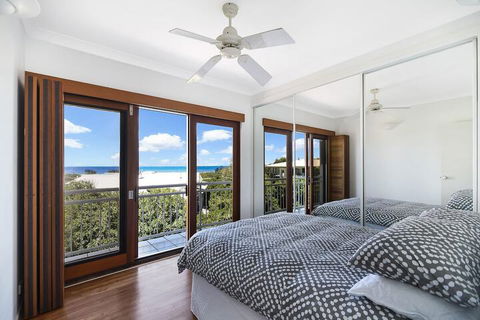Notre Reve - 2/4 Brolga Place - Accommodation Gold Coast 2