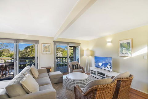 Summer Place - 24 Shearwater Street - Accommodation Gold Coast 6