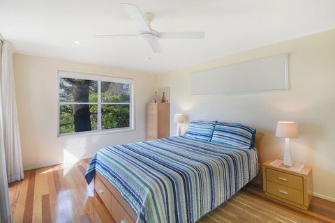 Summer Place - 24 Shearwater Street - Accommodation Gold Coast 4