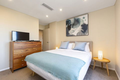 2 Bdrm North Sydney With Harbour Views - Gold Coast 4U 6