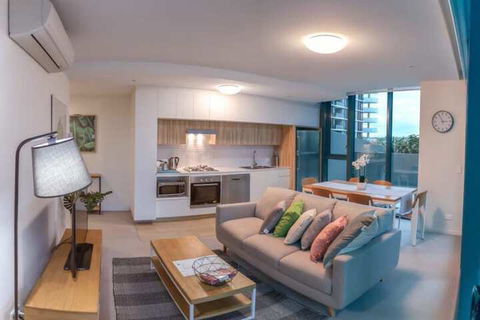 Incredible Riverside Apartment In Brisbane - Accommodation Gold Coast 7