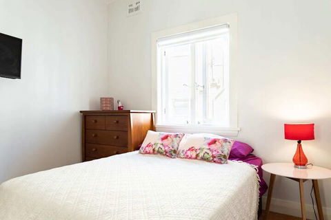 Garden Style Apartment In Prime Location - Accommodation Gold Coast 3