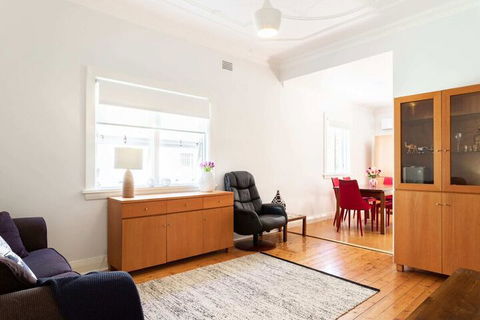 Garden Style Apartment In Prime Location - Accommodation Gold Coast 7
