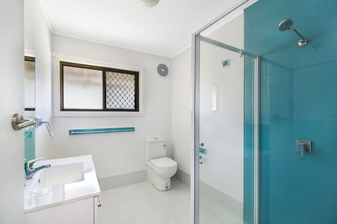 Chalet By The Sea, 10 Pelican Street, Peregian Beach - Accommodation Gold Coast 1