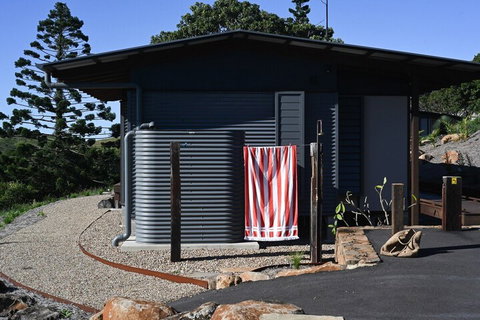 Your Luxury Escape - Carinya Cottage 2 - Accommodation Gold Coast 2