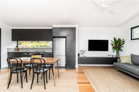 Your Luxury Escape - Carinya Cottage 2 - Accommodation Gold Coast 7