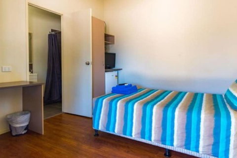 Stay On Sullivan - Accommodation Gold Coast 6