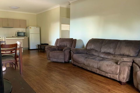 Stay On Sullivan - Accommodation Gold Coast 7