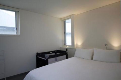 Boathouse Nearly In The Water & Wonderful Views - Accommodation Gold Coast 3