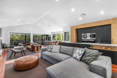 Hunter Treehouse - Accommodation Gold Coast 6