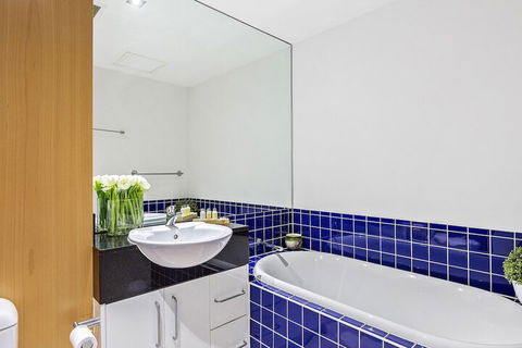 BOUTIQUE STAYS Catani Gardens - Accommodation Gold Coast 6
