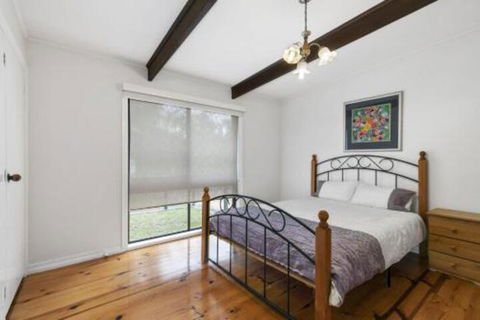 THE BEACH HIVE PET FRIENDLY (OUTSIDE ONLY) INLET SIDE - Accommodation Gold Coast 2