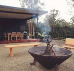 Bush  Beach Family Retreat - Accommodation Gold Coast