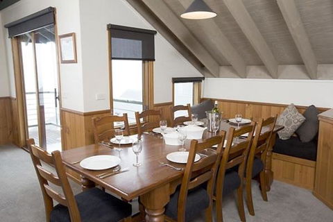 Eagles Nest - Accommodation Gold Coast 4