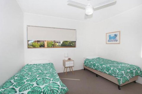 Unit 2 Cooltoro Court 7 Frank Street Coolum Beach 400 BOND LINEN INCLUDED - Accommodation Gold Coast 6