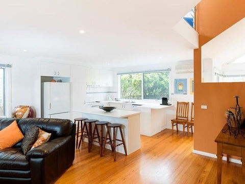 EVERGREEN BEACH HOUSE - Accommodation Gold Coast 3