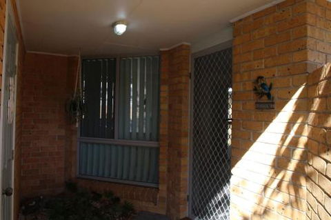 KENTIA - Accommodation Gold Coast 6
