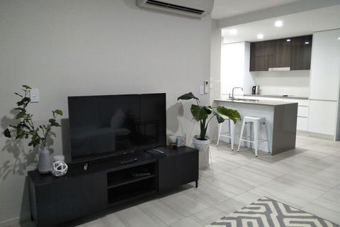 The Hamilton (I715) - Accommodation Gold Coast 6