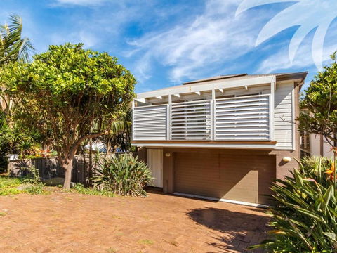 Banksia - Accommodation Gold Coast 1