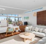 Mitchell 220 BANNISTERS BEACH HOUSE - Gold Coast 4U