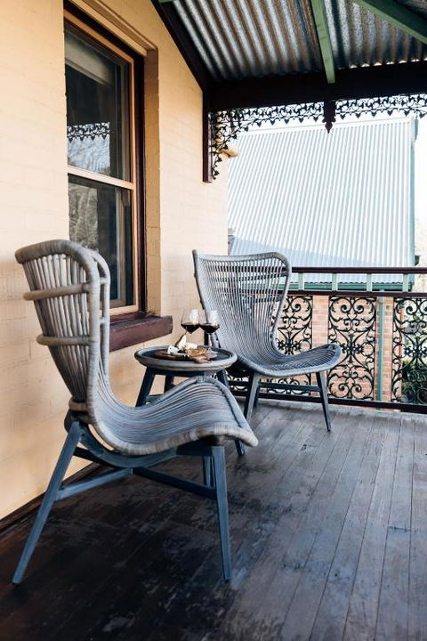 Luxury On Loch - Accommodation Gold Coast 6