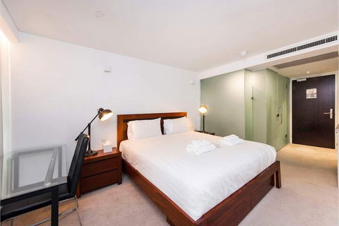 Comfortable Room With Fantastic Rooftop Views - Gold Coast 4U 7