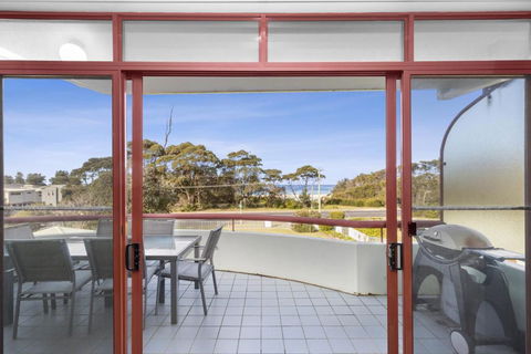 Fathoms Apartment 18 / 1a Mitchell Pde All Linen Provided - Gold Coast 4U 2