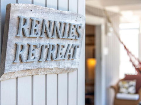 Rennies Retreat Bushland & Ocean Views - Gold Coast 4U 3