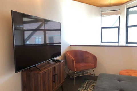 Classic Woolstore Apartment In Teneriffe - Accommodation Gold Coast 4