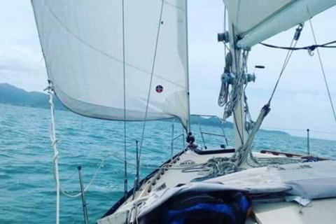 Casual Fare Sailing Charters Townsville Ocean Living Cruise - Gold Coast 4U 4