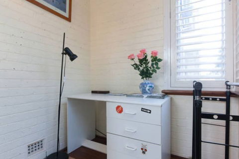 B4 Apartment Close To Perth UWA - Gold Coast 4U 6