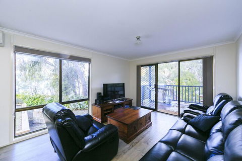 Reflections Holidays Parks Burrinjuck - Accommodation Gold Coast 7