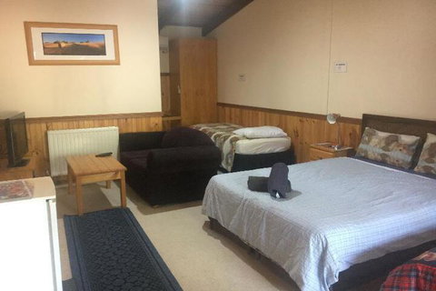 4 Bears Motel - Accommodation Gold Coast 7