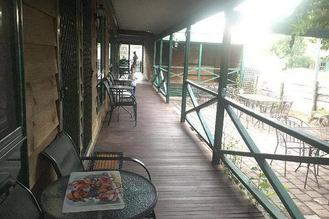 4 Bears Motel - Accommodation Gold Coast 3