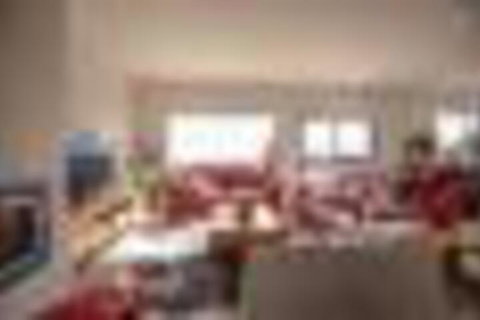 Silverdown Guesthouse - Accommodation Gold Coast 6
