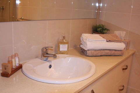 C And C Tanunda - Accommodation Gold Coast 7