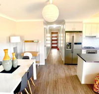Modern Majestic everything you need private location - Gold Coast 4U