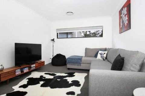 Rockwall Pet Friendly Fire Pit - Accommodation Gold Coast 4